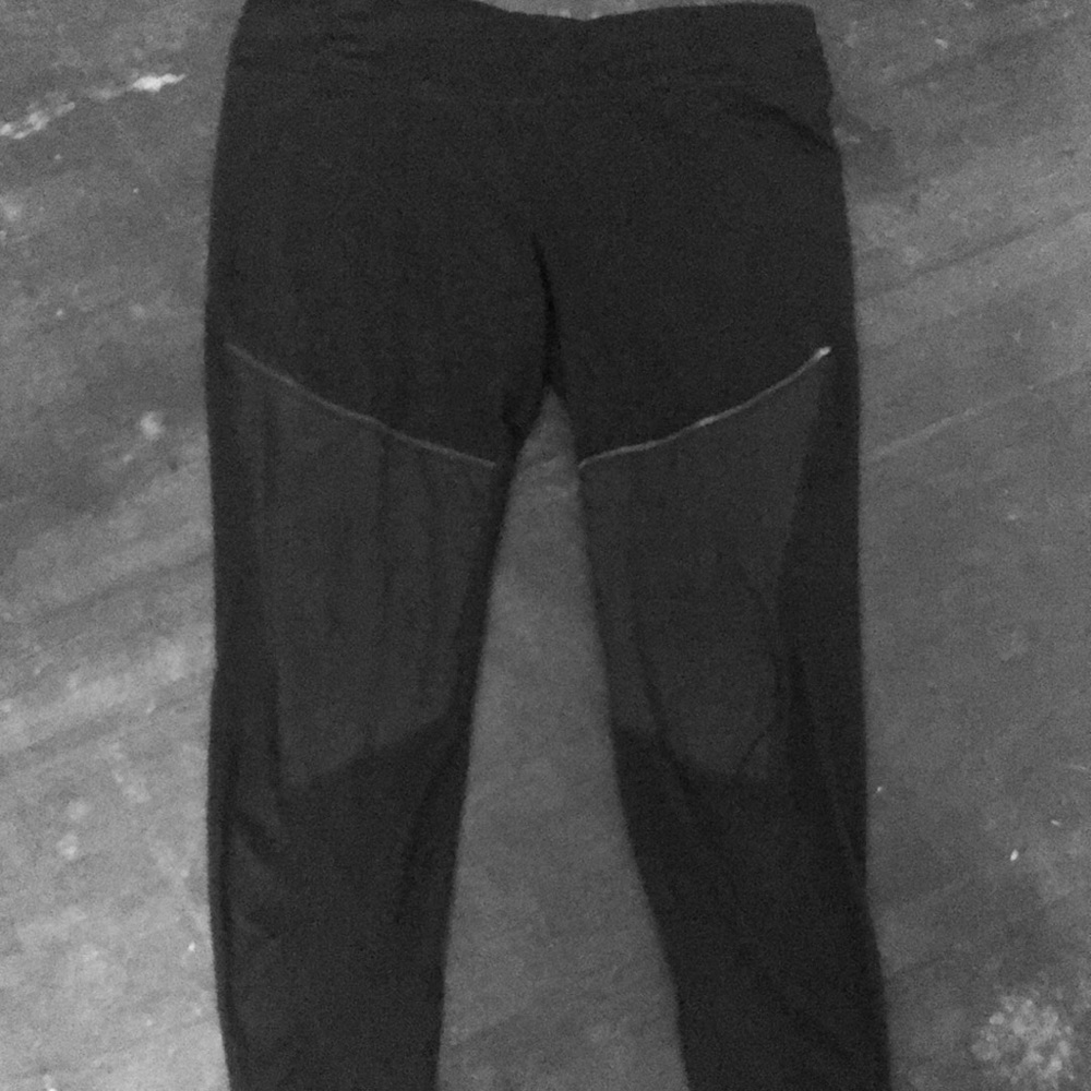Women’s Mesh Design Leggina